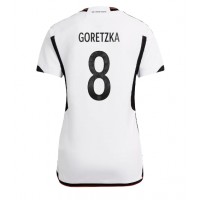 Tyskland Leon Goretzka #8 Hemmatröja Kvinnor VM 2022 Korta ärmar
